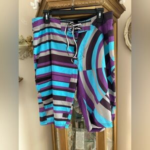 Ergobaby Men's Swim Shorts - Purple, Blue, Gray Size 33. C:4554 Great Condition